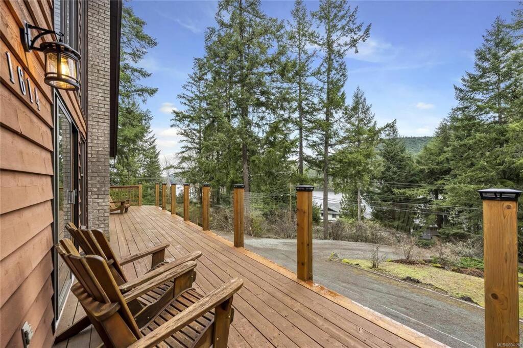 Chalet Style Cottage Near Shawnigan Lake Exteriér fotografie