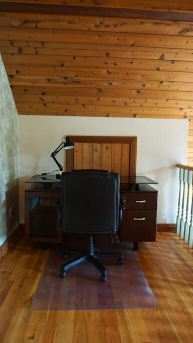 Chalet Style Cottage Near Shawnigan Lake Exteriér fotografie